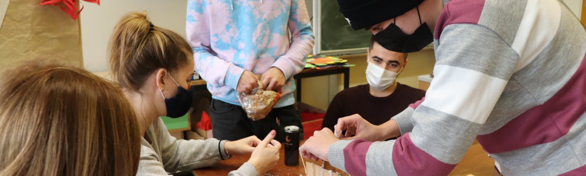 Sozialpädagogische Assistentinnen/Sozialpädagogische Assistenten (ESA, 3 Jahre) Berufliche Schule des Kreises Stormarn in Bad Oldesloe Sozialpädagogische Assistentinnen/Sozialpädagogische Assistenten (ESA, 3 Jahre) Berufliche Schule des Kreises Stormarn in Bad Oldesloe